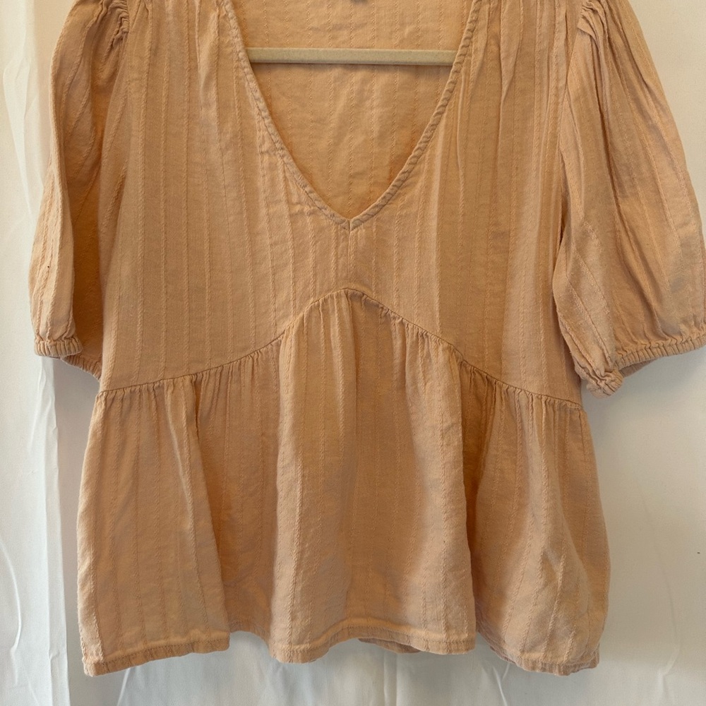 Lucky Brand Peach Puff Sleeve Smocked Blouse